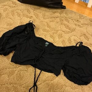 Black Puff Sleeve Crop Top